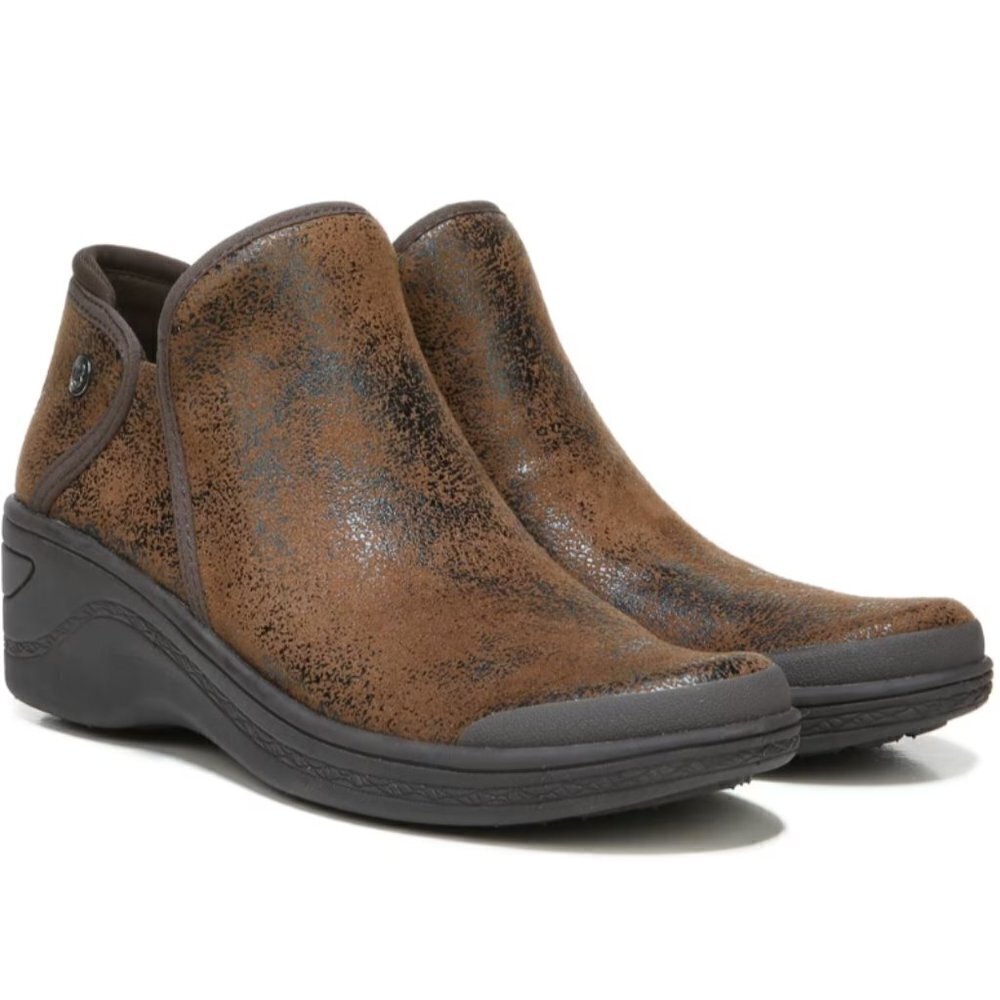 BZees Domino Bootie